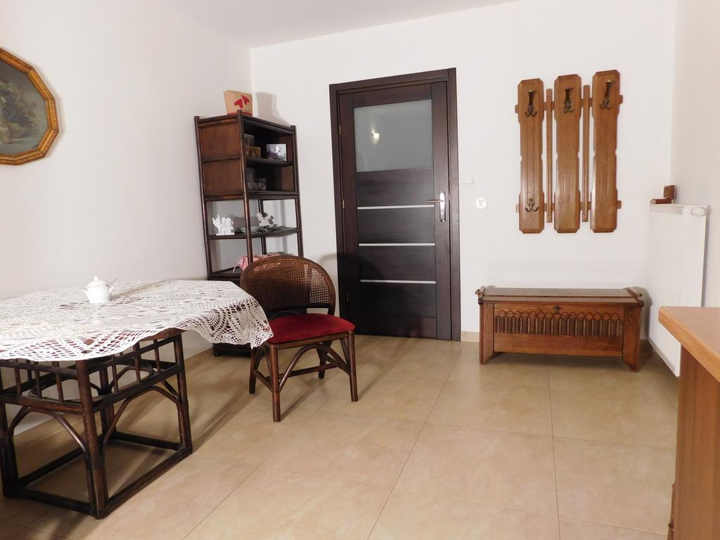Bialy Lug Agroturystyka Pod Czarna Sosna מראה חיצוני תמונה